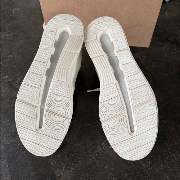 Women's THE ROGER Advantage Shoes Ivory and Pink - Picture 6 of 6